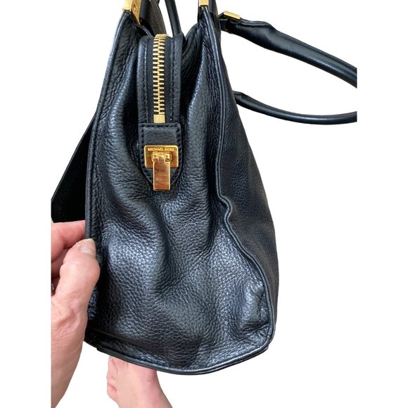 MICHAEL KORS WOMEN'S BLACK DEER LEATHER BLAKE SATCHEL BAG - Picture 5 of 14